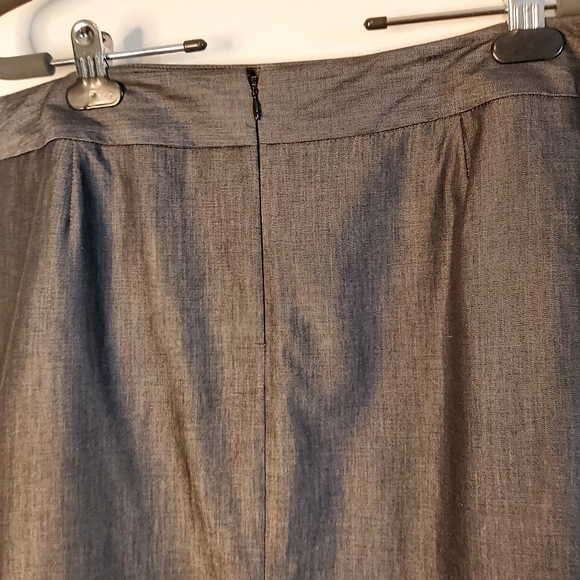 Pencil dark gray size 12 skirt - Picture 4 of 8